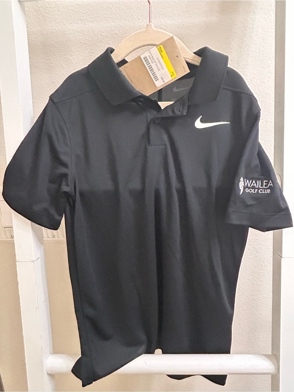 NWT Kids Nike Black Polo Shirt with White Swoosh and Wailea Golf Club Emblem